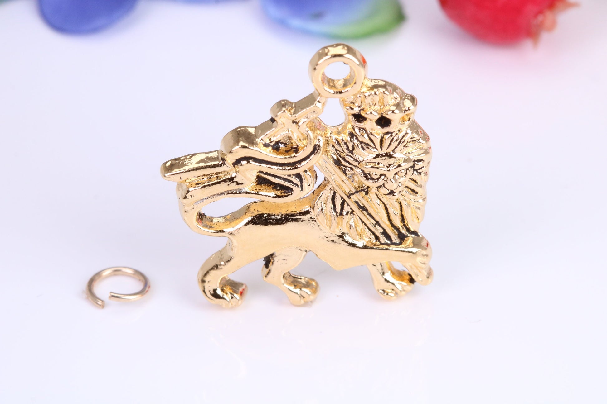 Rule Britannia Lion Charm, Traditional Charm, Made from Solid Cast Yellow Gold, British Hallmarked