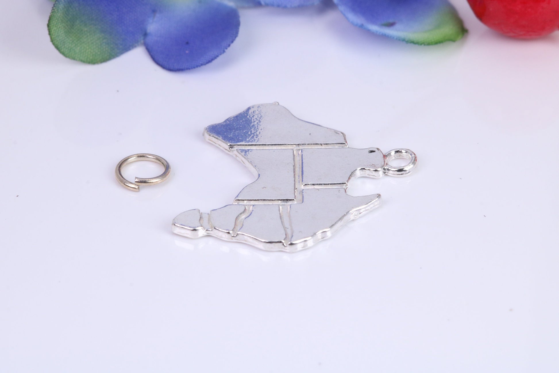 Australia Map Charm, Traditional Charm, Made from Solid Cast Silver, Complete with Attachment Link