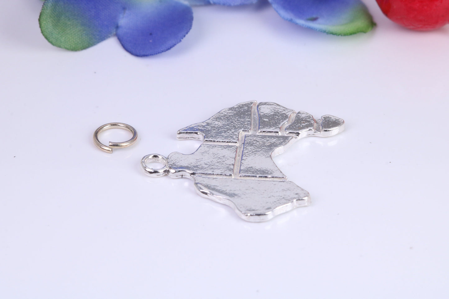 Australia Map Charm, Traditional Charm, Made from Solid Cast Silver, Complete with Attachment Link