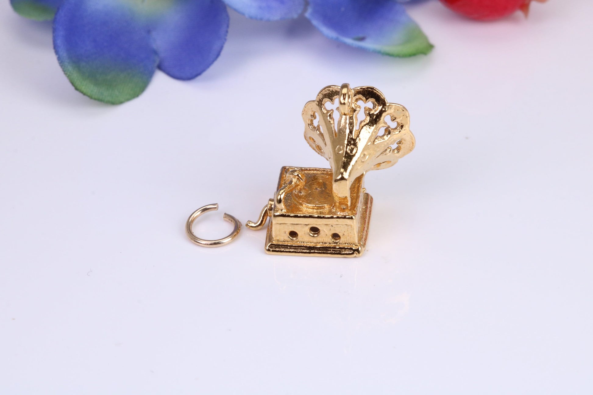 Vintage Gramophone Charm, Traditional Charm, Made from Solid Cast Yellow Gold, British Hallmarked