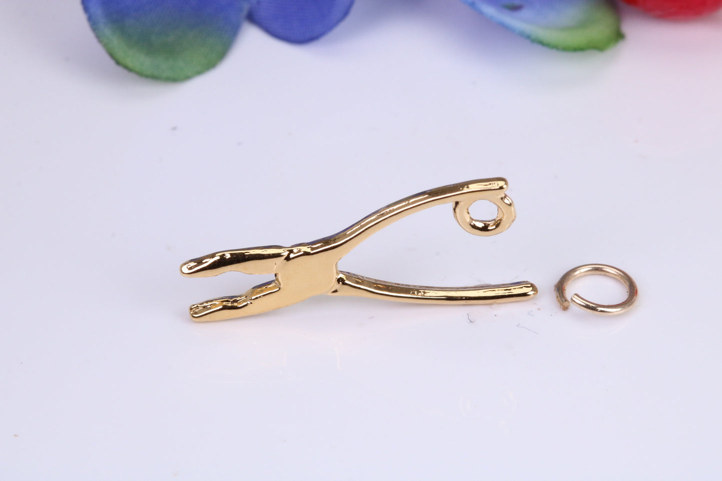 Pliers Charm, Traditional Charm, Made from Solid Cast Yellow Gold, British Hallmarked