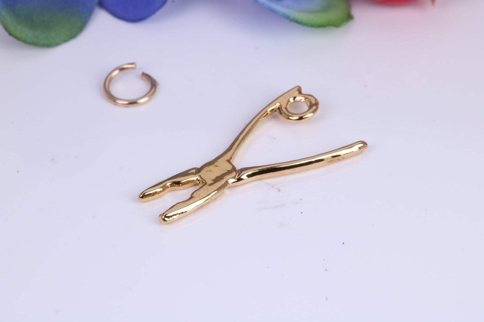 Pliers Charm, Traditional Charm, Made from Solid Cast Yellow Gold, British Hallmarked