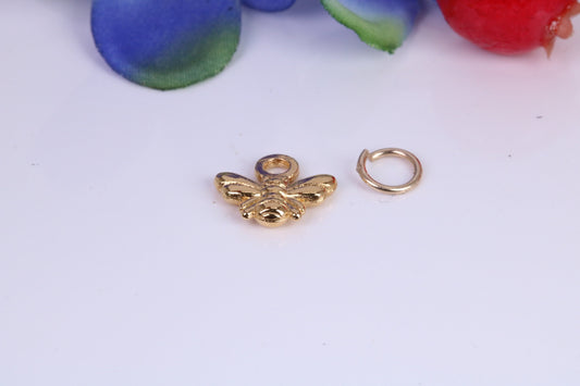 Bumble Bee Charm, Traditional Charm, Made from Solid Cast Yellow Gold, British Hallmarked