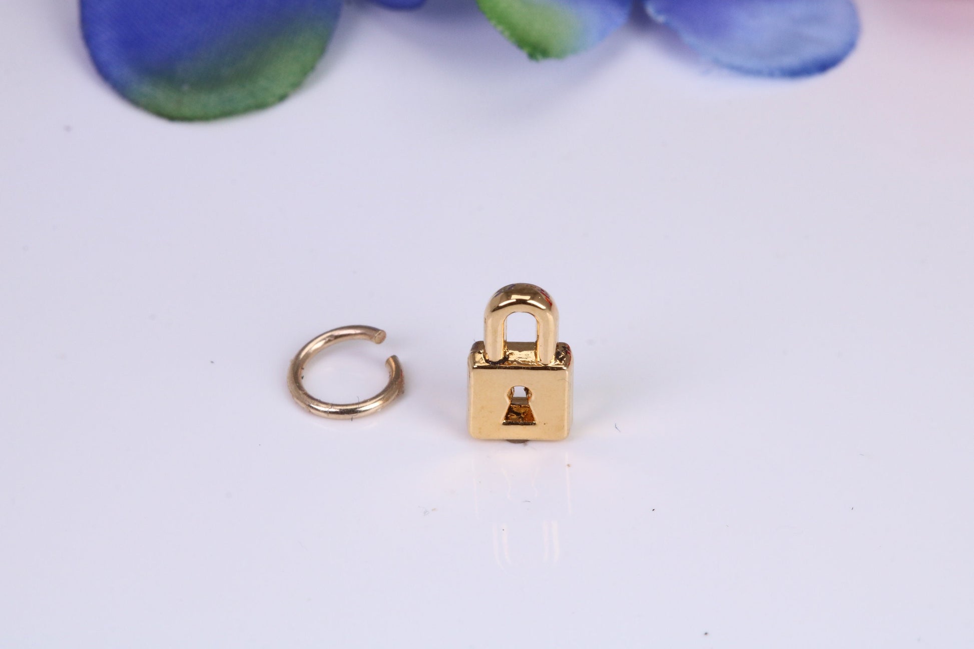 Padlock Charm, Traditional Charm, Made from Solid Cast Yellow Gold, British Hallmarked