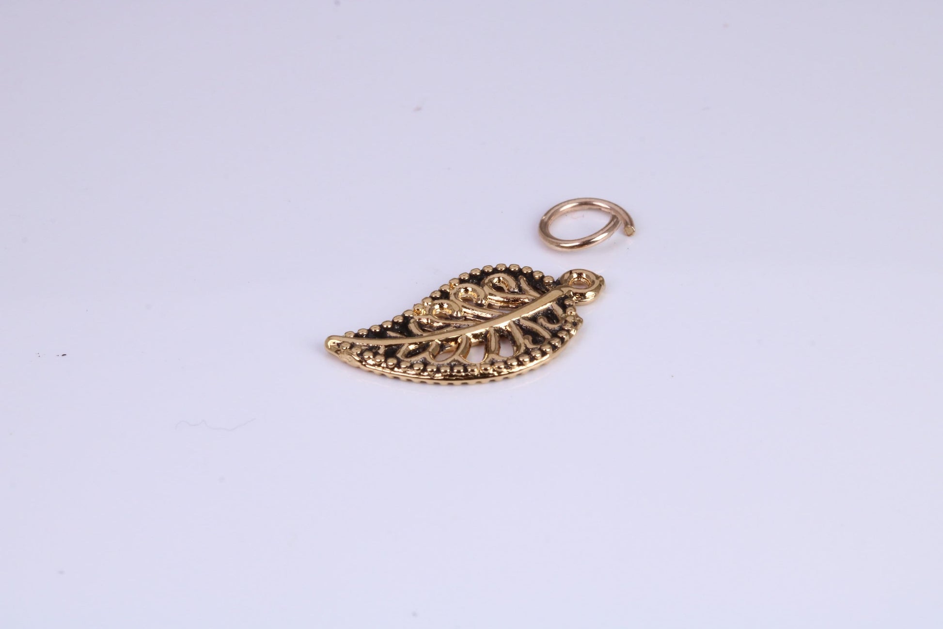 Leaf Charm, Traditional Charm, Made from Solid Cast Yellow Gold, British Hallmarked