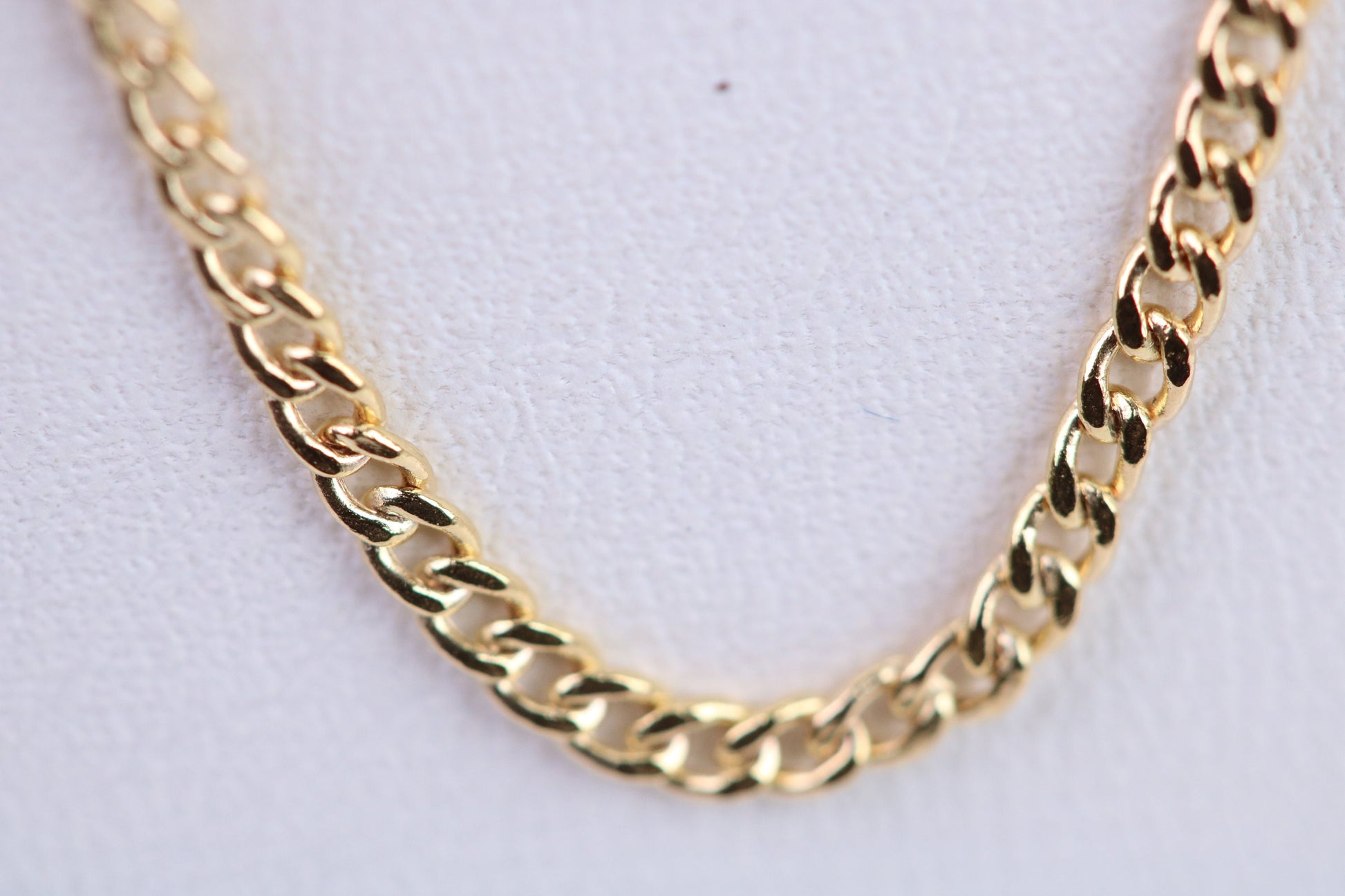 Flat Diamond cut Curb Link Chain, 9ct Yellow Gold, 18 Inches Long, British Hallmarked