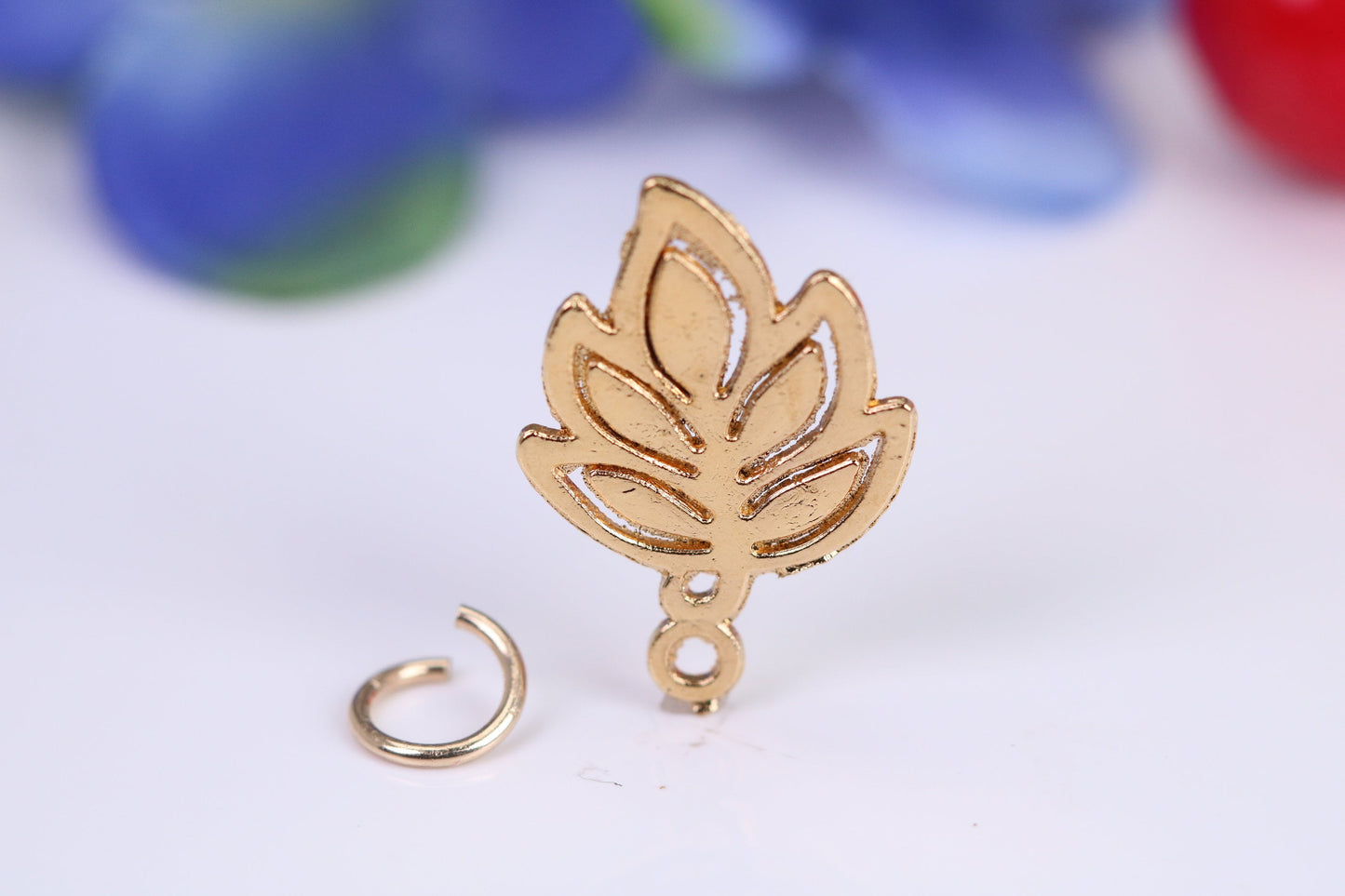 Leaf Charm, Traditional Charm, Made from Solid Cast Yellow Gold, British Hallmarked