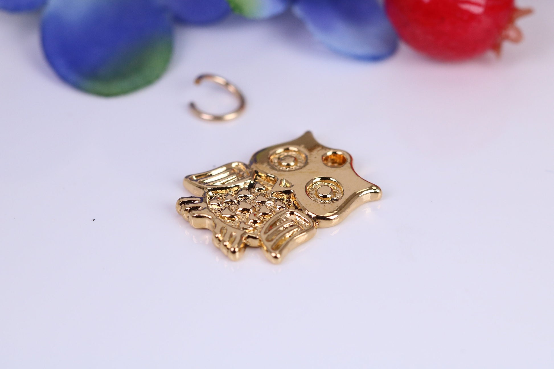 Owl Charm, Traditional Charm, Made from Solid Cast Yellow Gold, British Hallmarked