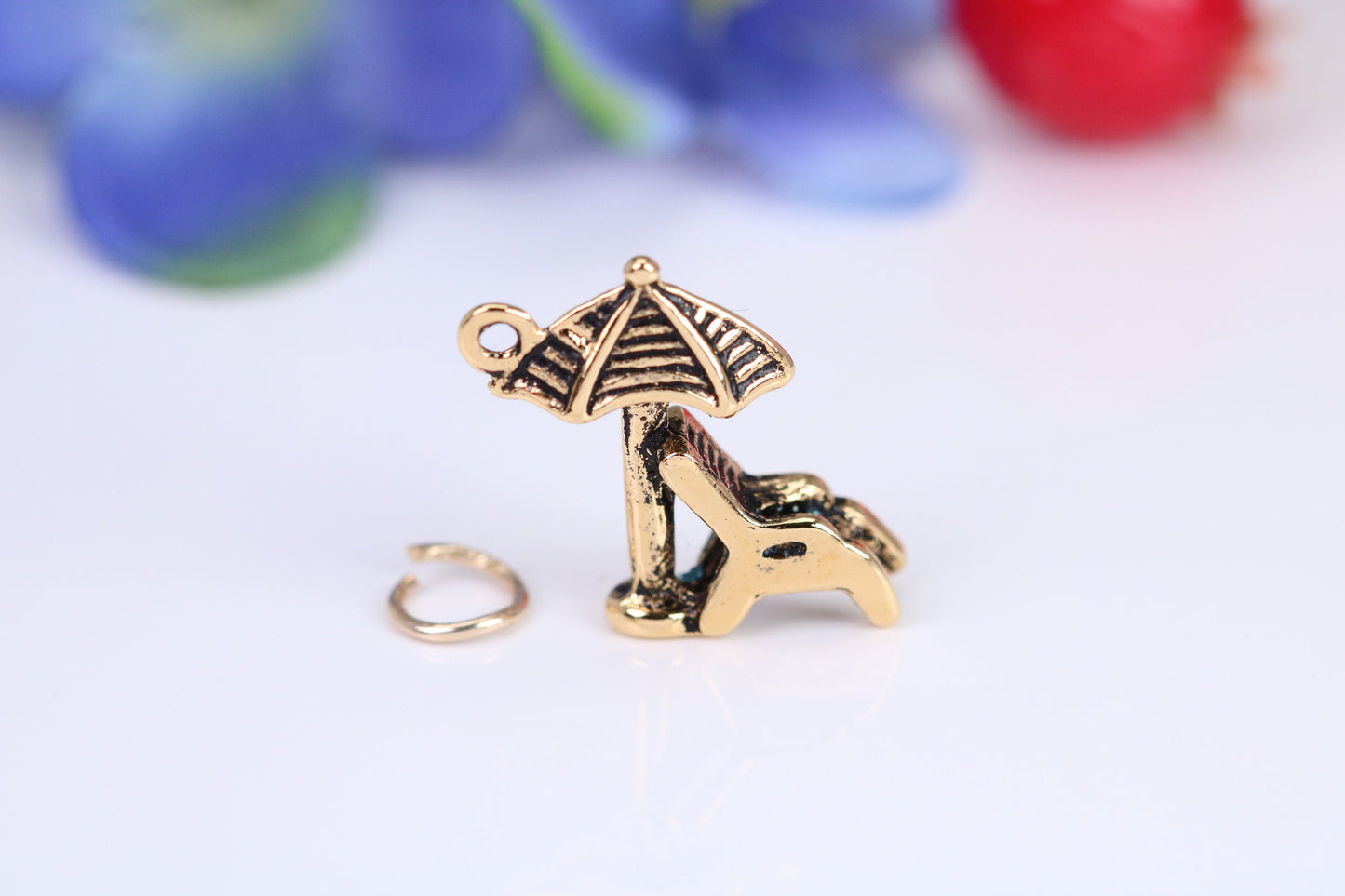 Sun Lounger Charm, Traditional Charm, Made from Solid Cast Gold, British Hallmarked