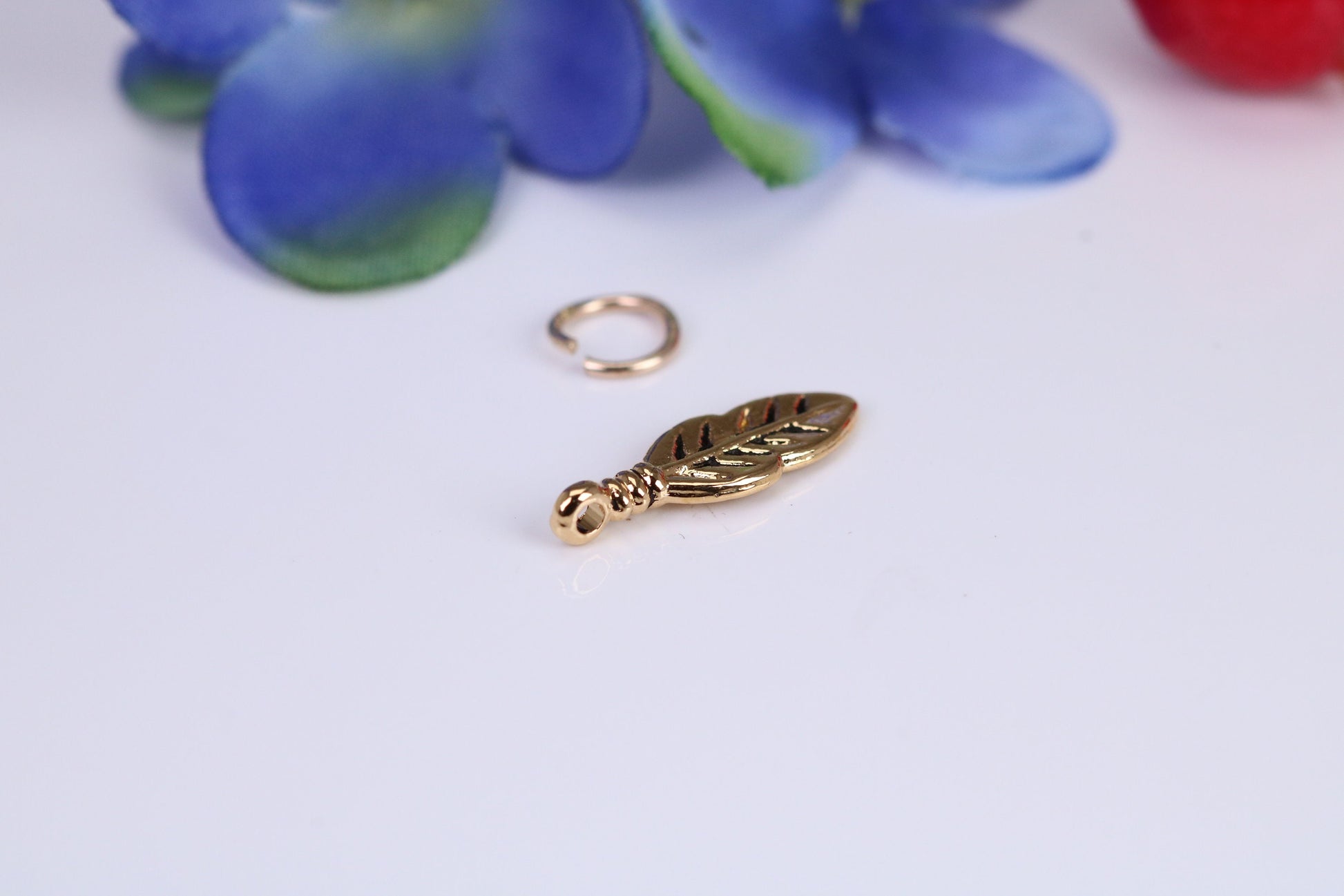 Leaf Charm, Traditional Charm, Made from Solid Cast Yellow Gold, British Hallmarked