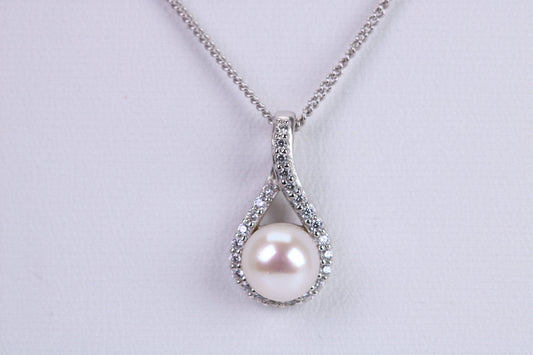 Natural Pearl and Cubic Zirconia set Necklace set in Solid Silver
