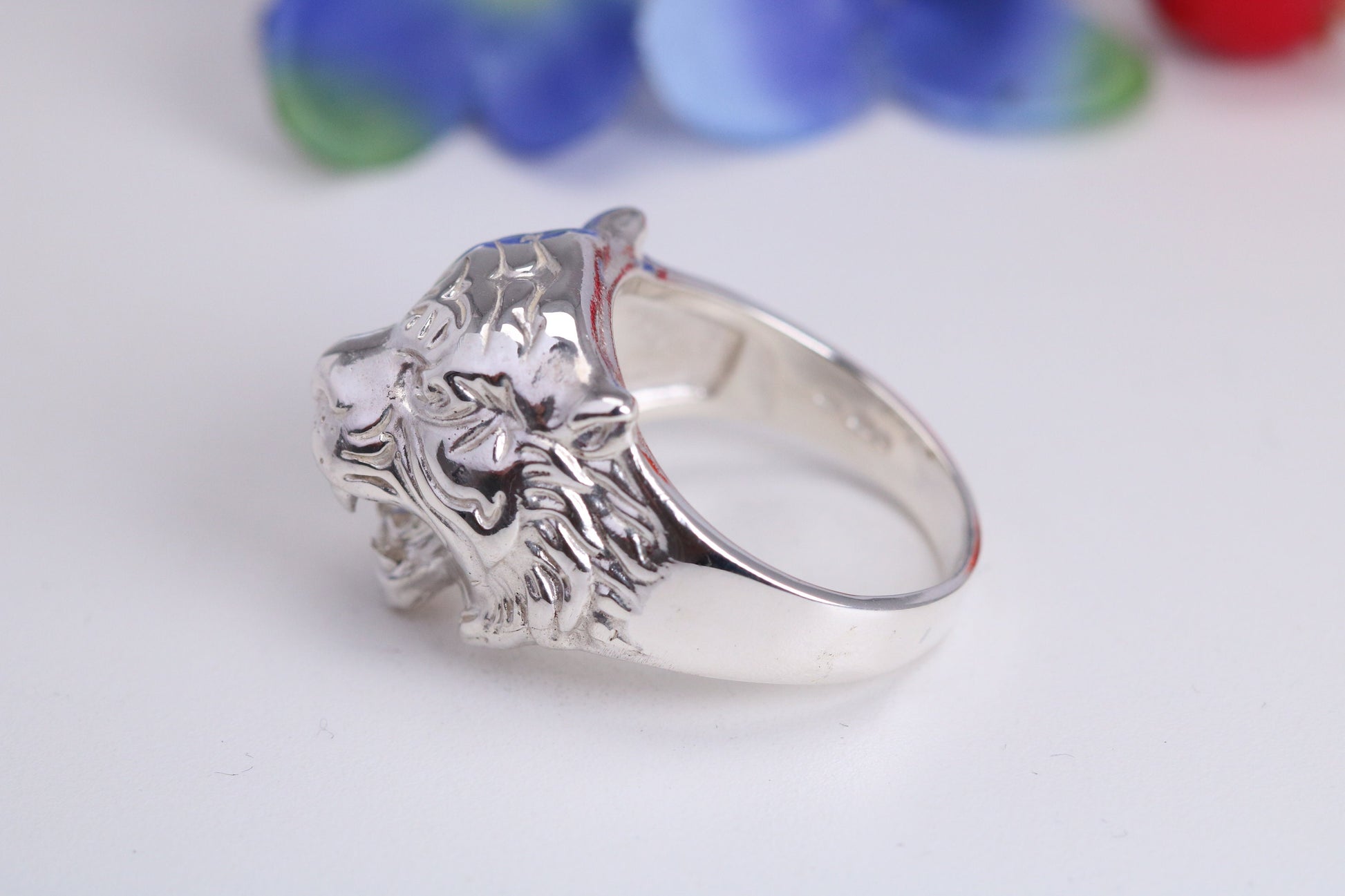 Very large and heavy Bulls head ring, made from solid cast silver, British Hallmarked