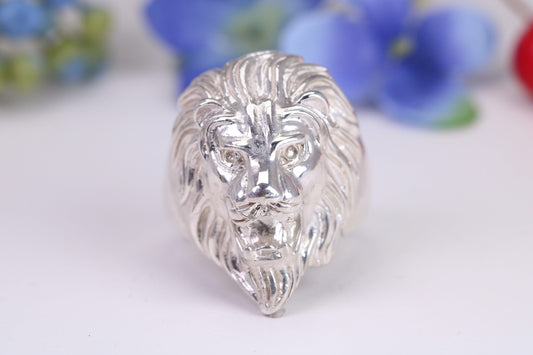 Very large and heavy Lions head ring, made from solid cast silver, British Hallmarked