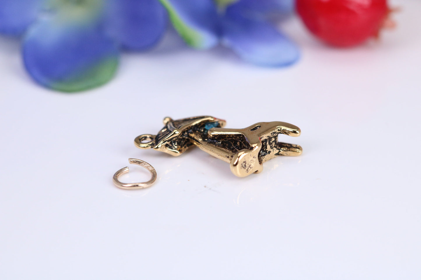 Sun Lounger Charm, Traditional Charm, Made from Solid Cast Gold, British Hallmarked