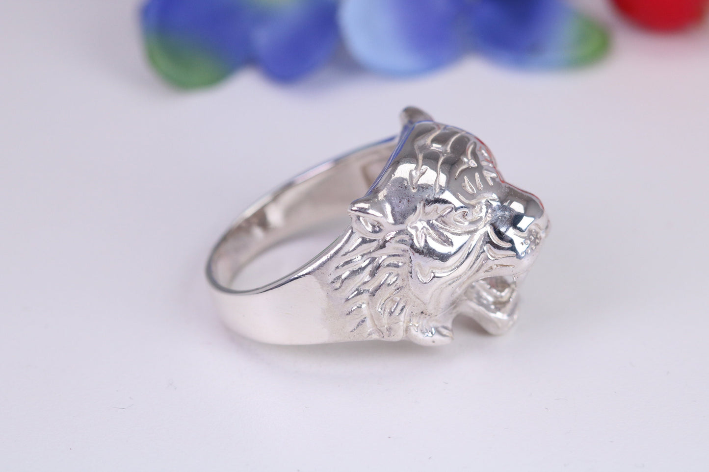 Very large and heavy Bulls head ring, made from solid cast silver, British Hallmarked