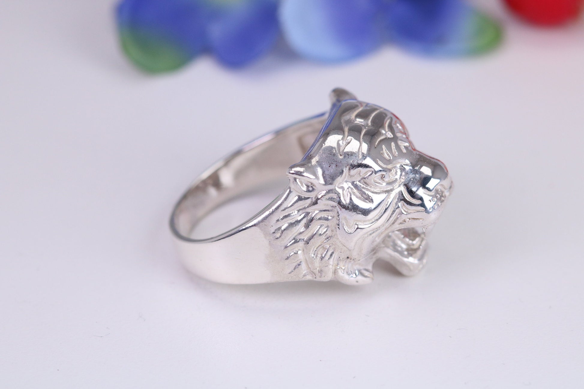Very large and heavy Bulls head ring, made from solid cast silver, British Hallmarked