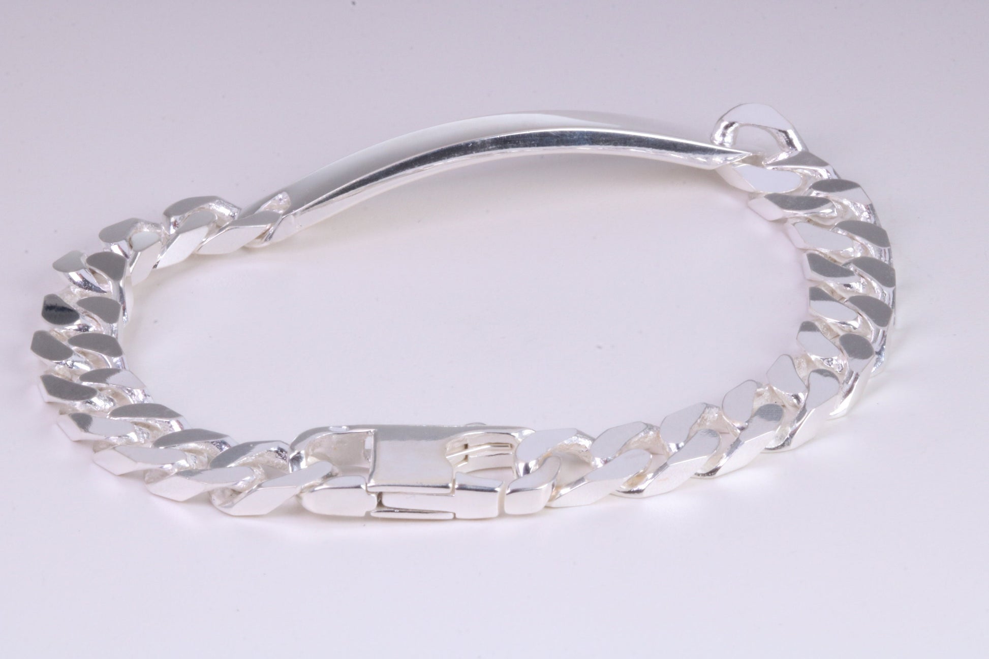 Gents Heavy Diamond cut Curb Link Bracelet, Made from solid Sterling Silver, 8.50 Inches Long and 8 mm Wide, British Hallmarked