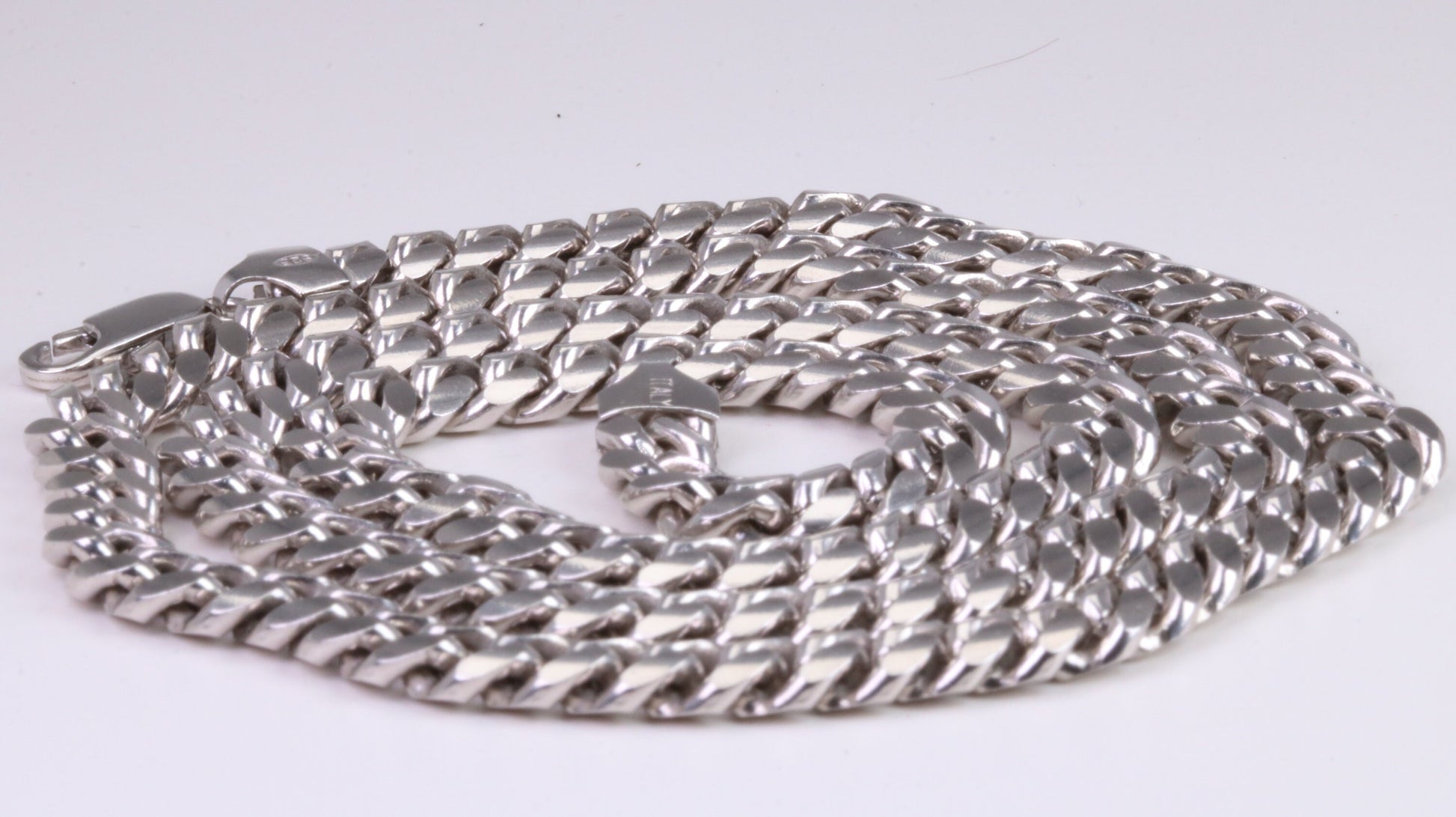 Gents heavy 26 inch Chain, Flat Diamond cut Curb Links, made from solid Sterling Silver, 26 Inches Long x 6 mm wide, British Hallmarked