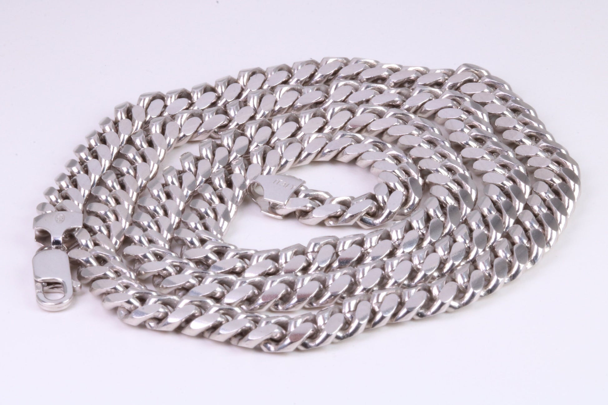 Gents heavy 26 inch Chain, Flat Diamond cut Curb Links, made from solid Sterling Silver, 26 Inches Long x 6 mm wide, British Hallmarked