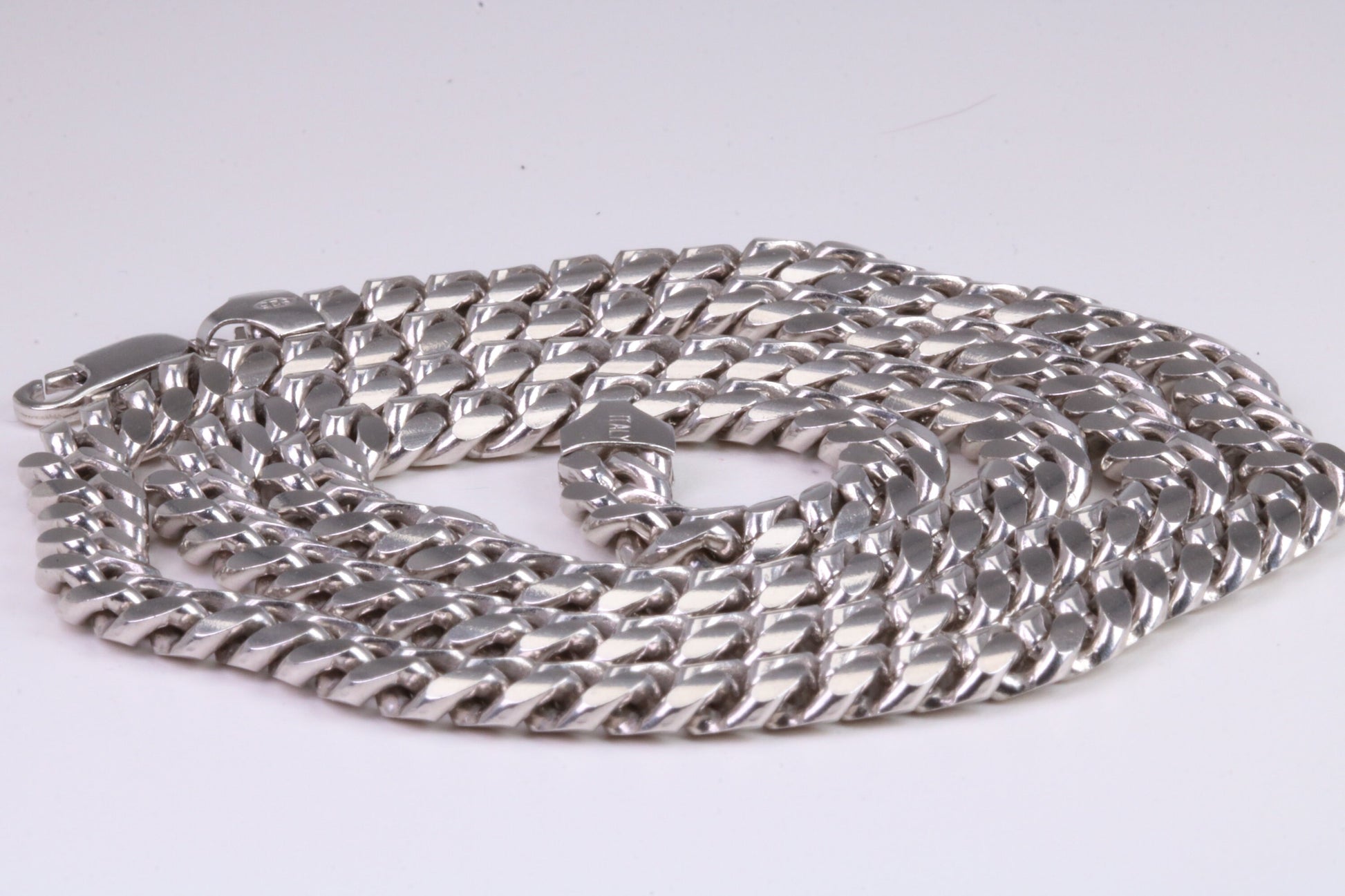 Gents heavy 26 inch Chain, Flat Diamond cut Curb Links, made from solid Sterling Silver, 26 Inches Long x 6 mm wide, British Hallmarked