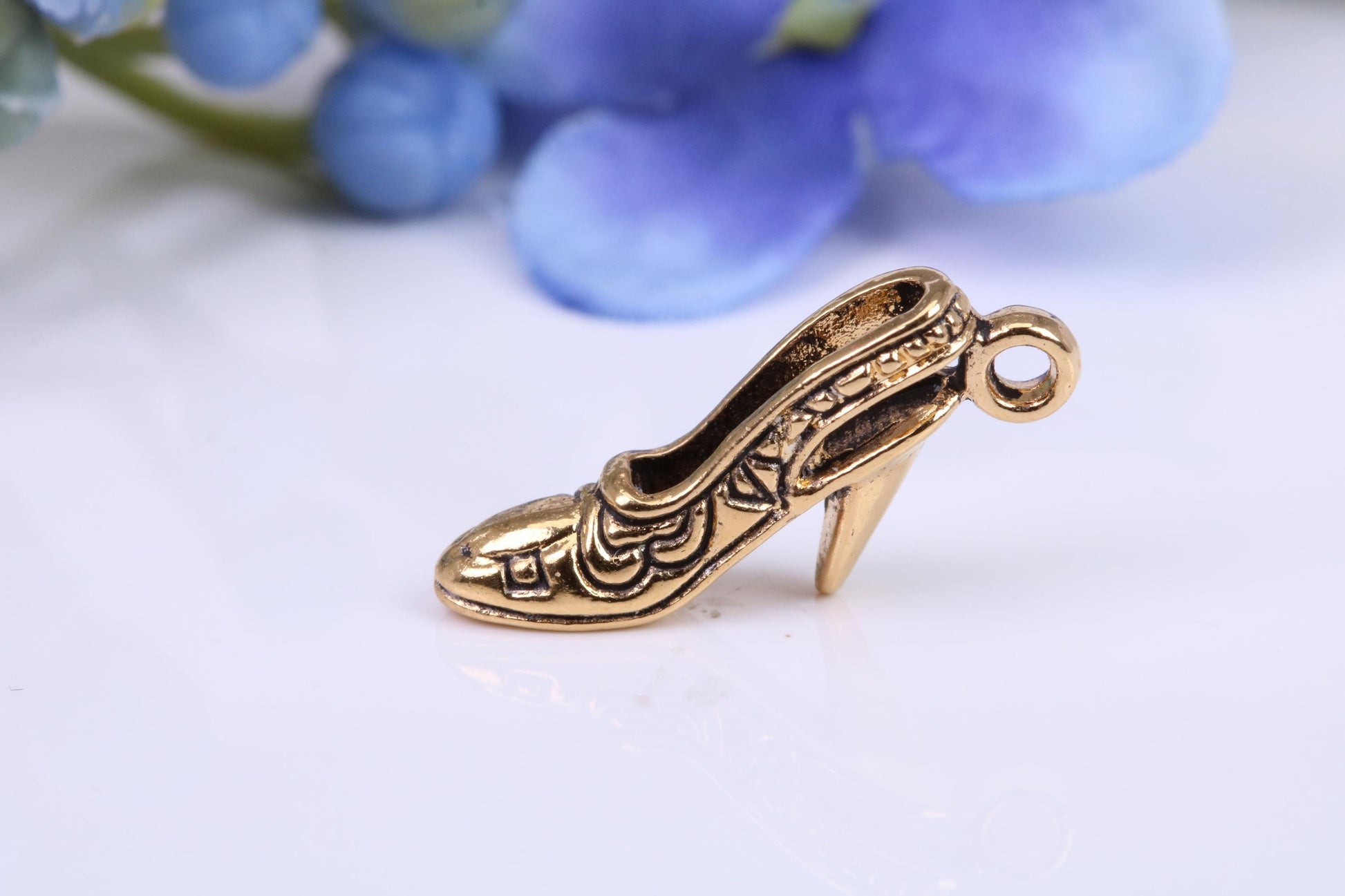 Stiletto Charm, Made from Solid Cast Yellow Gold, British Hallmarked, Complete with Attachment Link