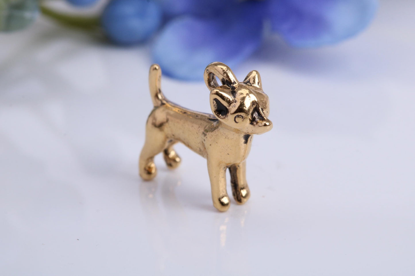 Cat Charm, Made From Solid Cast Yellow Gold with British Hallmark, Complete with Attachment Link