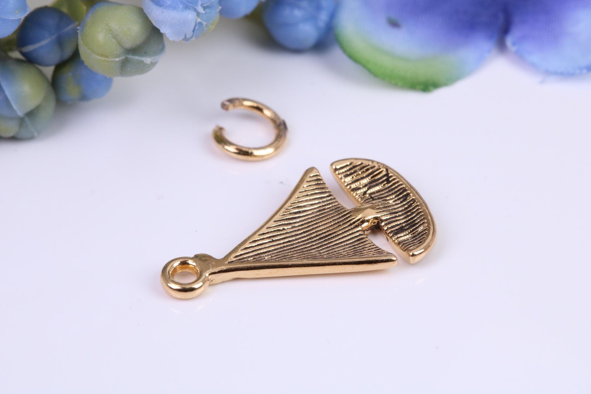 Sailing Boat Charm, Traditional Charm, Made from Solid 9ct Yellow Gold, British Hallmarked, Complete with Attachment Link