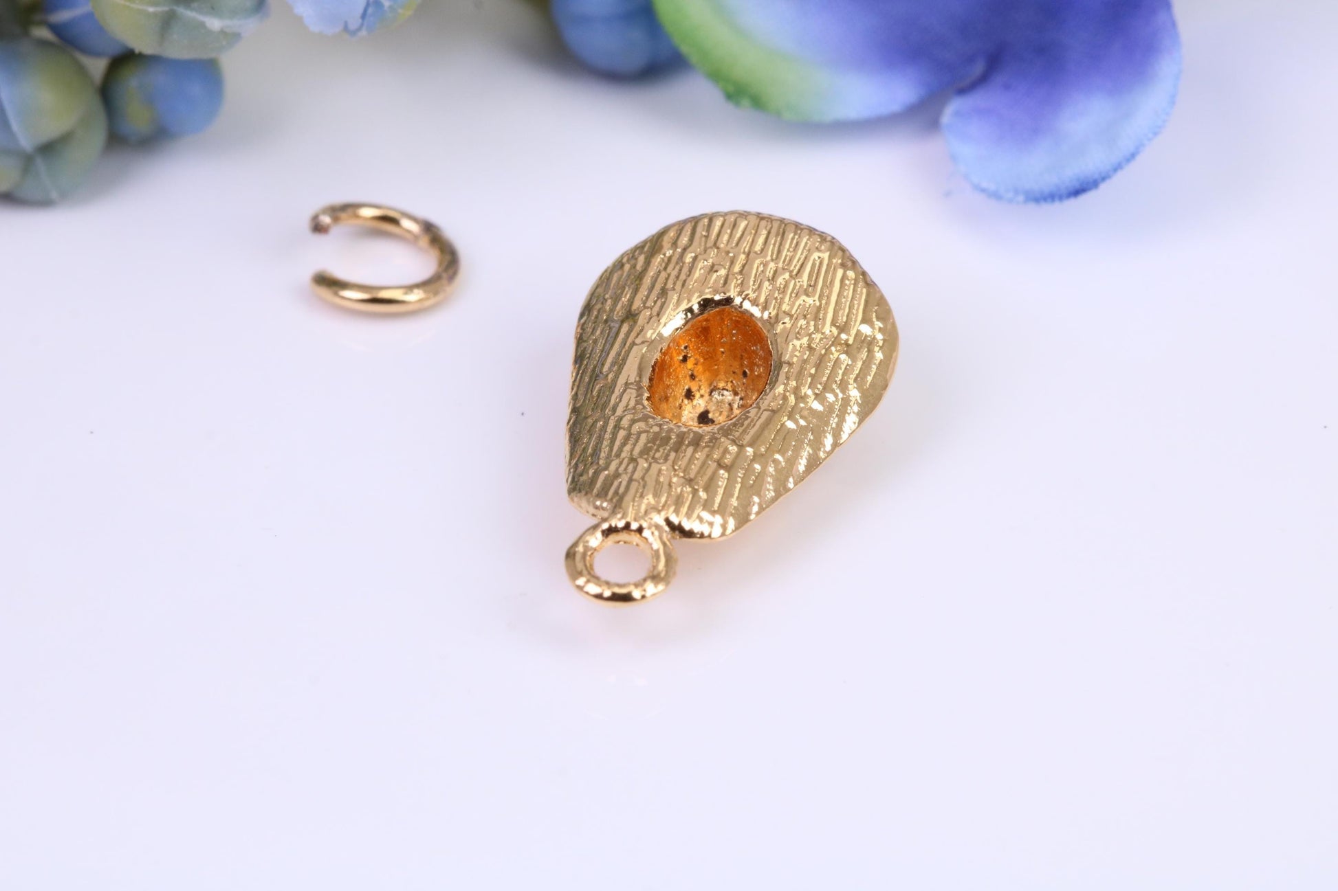 Cowboy Hat Charm, Three Dimensional Charm, Made from solid cast Yellow Gold British Hallmarked