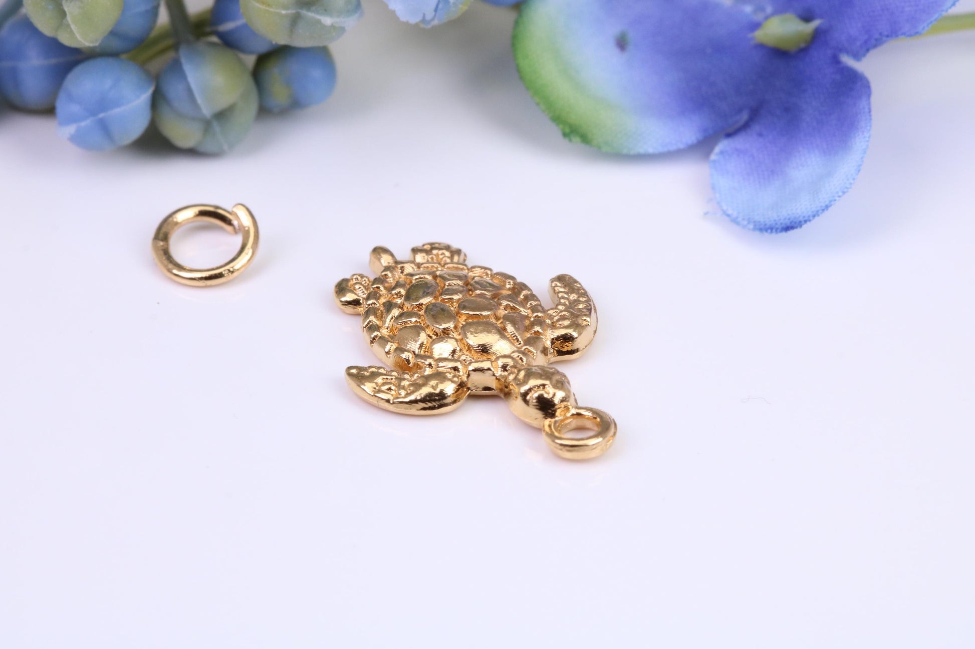 Turtle Charm, Made from Solid 9ct Yellow Gold, British Hallmarked, Complete with Attachment Link