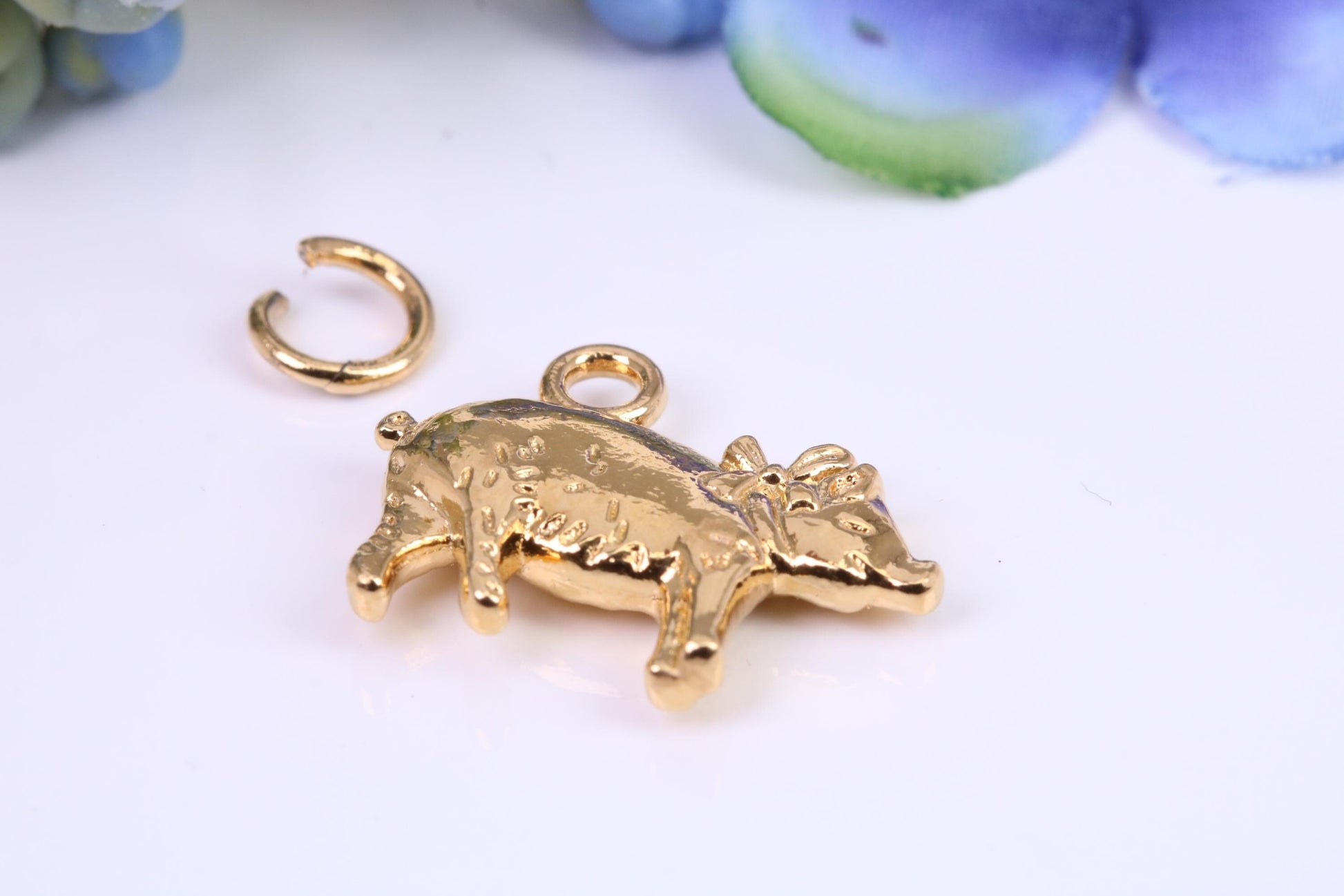 Farm Pig Charm, Made from Solid Yellow Gold, British Hallmarked, Complete with Attachment Link