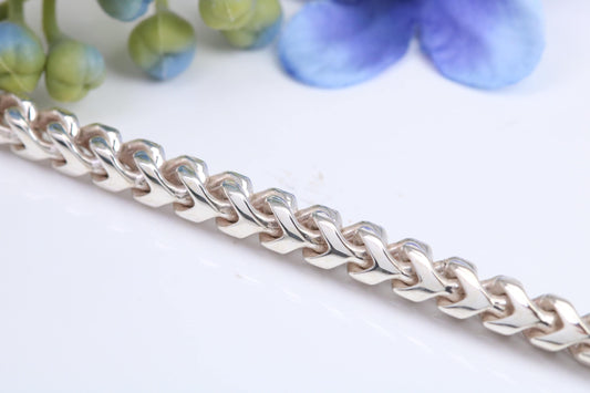 Gents heavy Byzantine Chain, made from solid Sterling Silver, 26 Inches Long x 5 mm wide, British Hallmarked