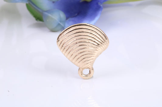 Sea Shell Charm, Traditional Charm, Made from Solid 9ct Yellow Gold, British Hallmarked, Complete with Attachment Link