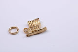 USA Flag Charm, Traditional Charm, Made from Solid 9ct Yellow Gold, British Hallmarked, Complete with Attachment Link