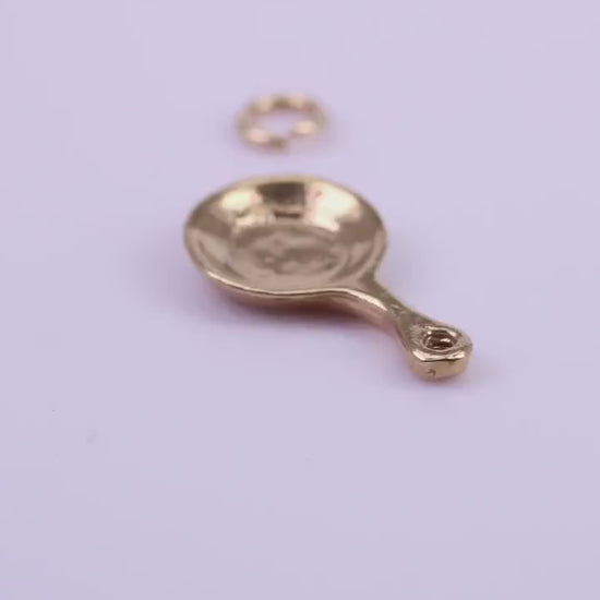 Frying Pan Charm, Traditional Charm, Made from Solid 9ct Yellow Gold, British Hallmarked, Complete with Attachment Link