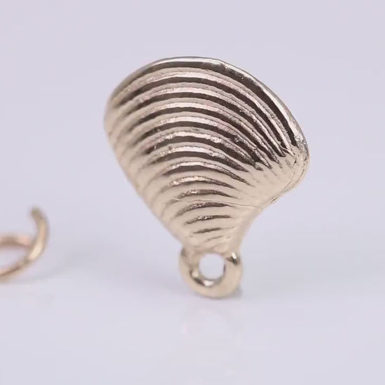 Sea Shell Charm, Traditional Charm, Made from Solid 9ct Yellow Gold, British Hallmarked, Complete with Attachment Link