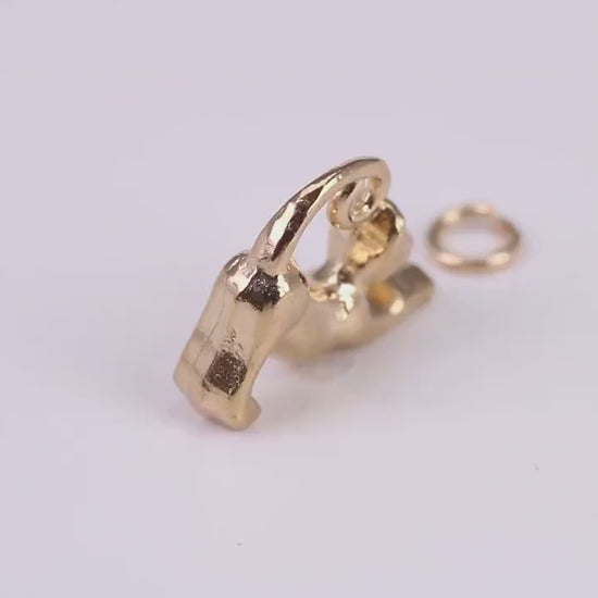 Cat Charm, Traditional Charm, Made From Solid Yellow Gold with British Hallmark, Complete with Attachment Link