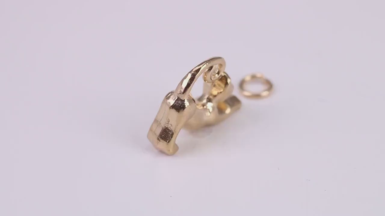 Cat Charm, Traditional Charm, Made From Solid Yellow Gold with British Hallmark, Complete with Attachment Link