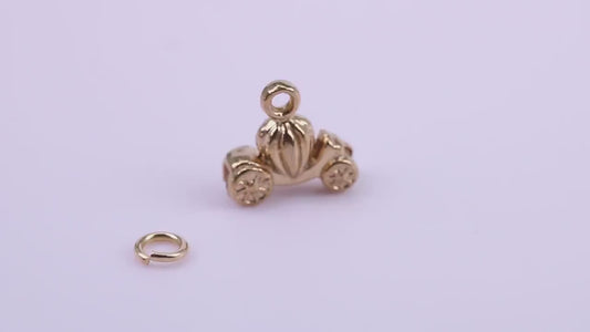 Princess Carriage Charm, Traditional Charm, Made from Solid 9ct Yellow Gold, British Hallmarked, Complete with Attachment Link