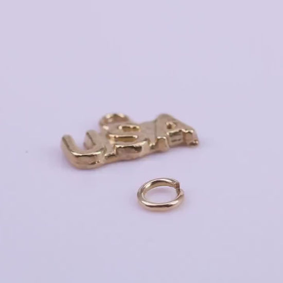 USA Charm, Traditional Charm, Made from Solid 9ct Yellow Gold, British Hallmarked, Complete with Attachment Link