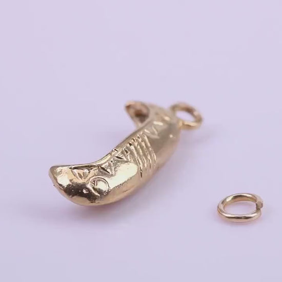 Canoe Charm, Traditional Charm, Made from Solid 9ct Yellow Gold, British Hallmarked, Complete with Attachment Link
