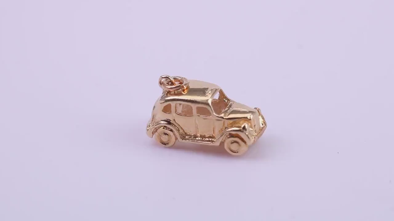 Iconic London Cab Charm, Made From Solid 9ct Yellow Gold, British Hallmarked and Complete With Attachment Link