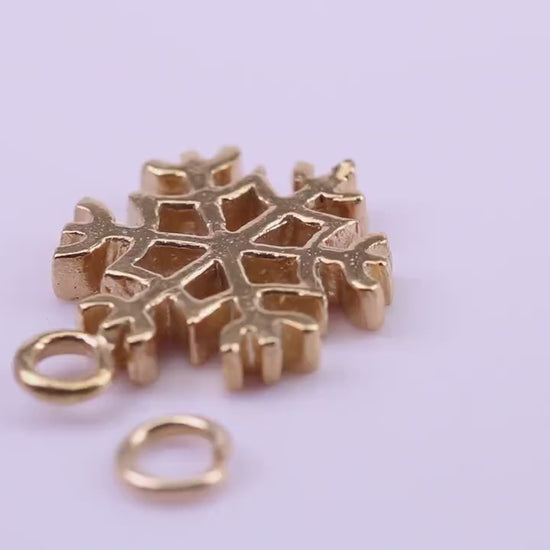 Snow Flake Charm, Traditional Charm, Made from Solid 9ct Yellow Gold, British Hallmarked, Complete with Attachment Link