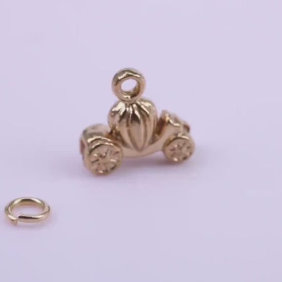 Princess Carriage Charm, Traditional Charm, Made from Solid 9ct Yellow Gold, British Hallmarked, Complete with Attachment Link