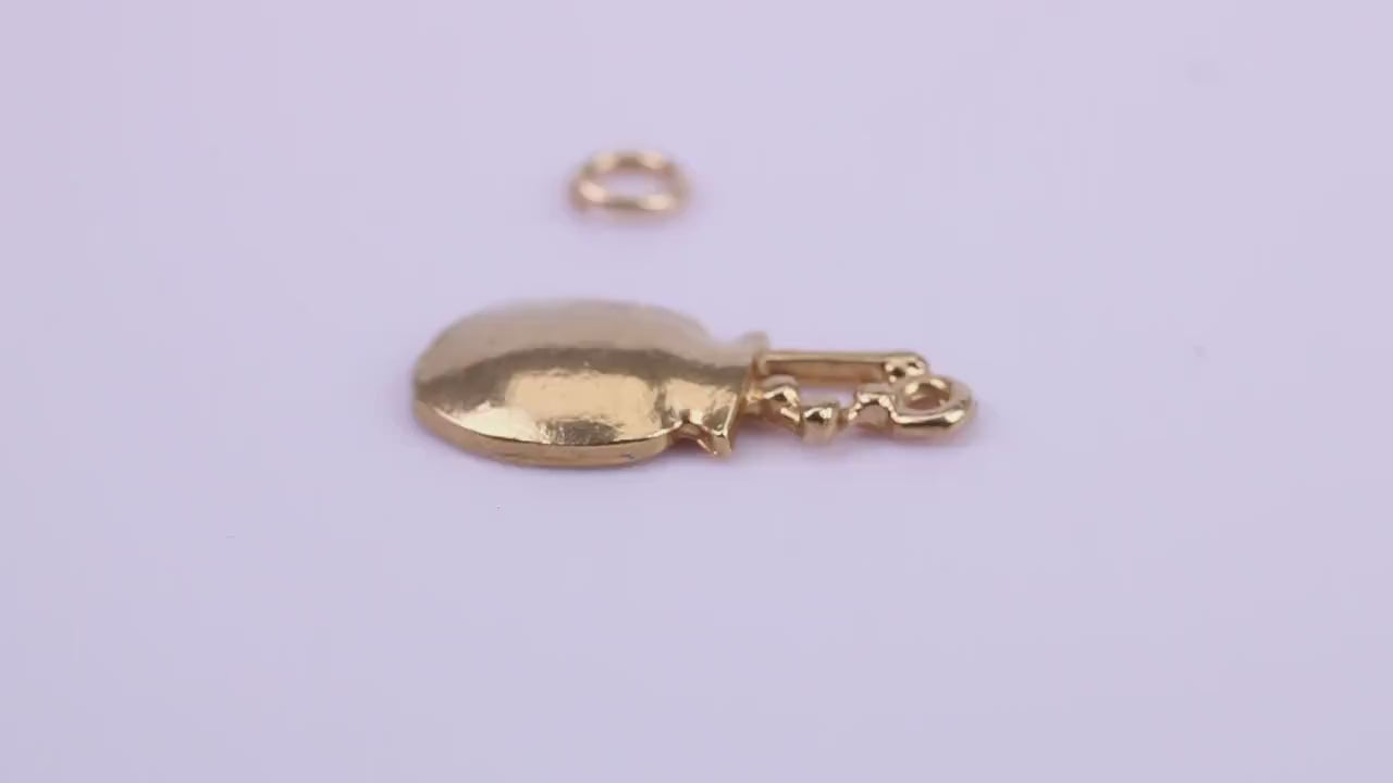 Cooking Pot Charm, Traditional Charm, Made from Solid 9ct Yellow Gold, British Hallmarked, Complete with Attachment Link