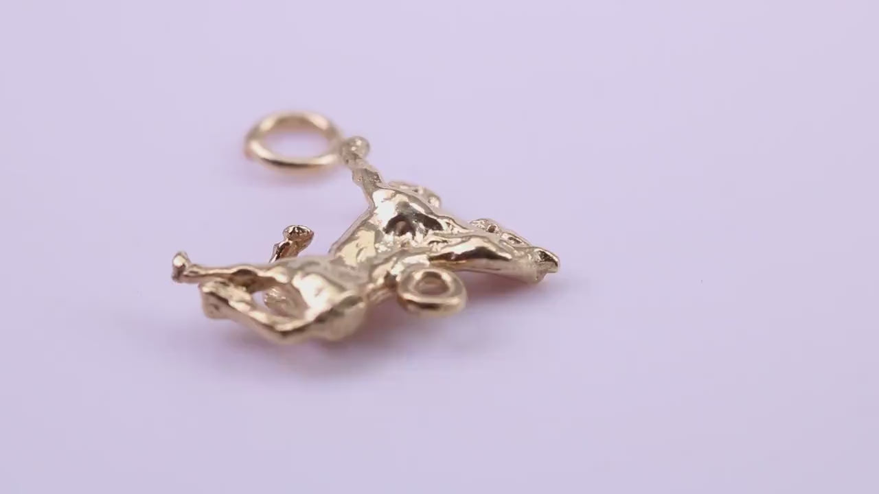 Stallion Charm, Traditional Charm, Made from Solid 9ct Yellow Gold, British Hallmarked, Complete with Attachment Link