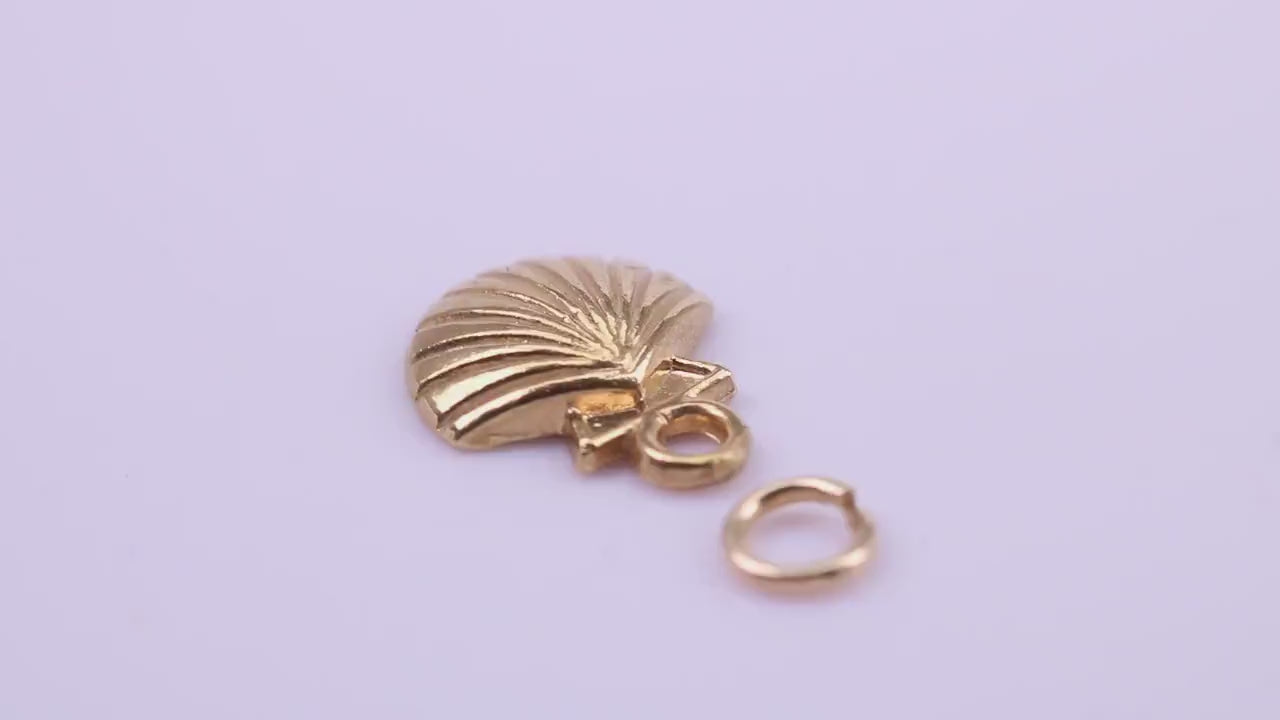Sea Shell Charm, Traditional Charm, Made from Solid 9ct Yellow Gold, British Hallmarked, Complete with Attachment Link