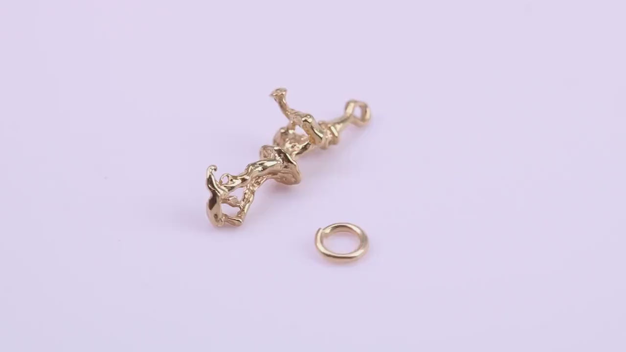 Pied Piper of Hamelin Charm, Traditional Charm, Made from Solid 9ct Yellow Gold, British Hallmarked, Complete with Attachment Link