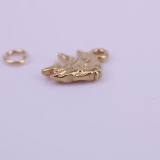 Angel Fish Charm, Traditional Charm, Made from Solid 9ct Yellow Gold, British Hallmarked, Complete with Attachment Link
