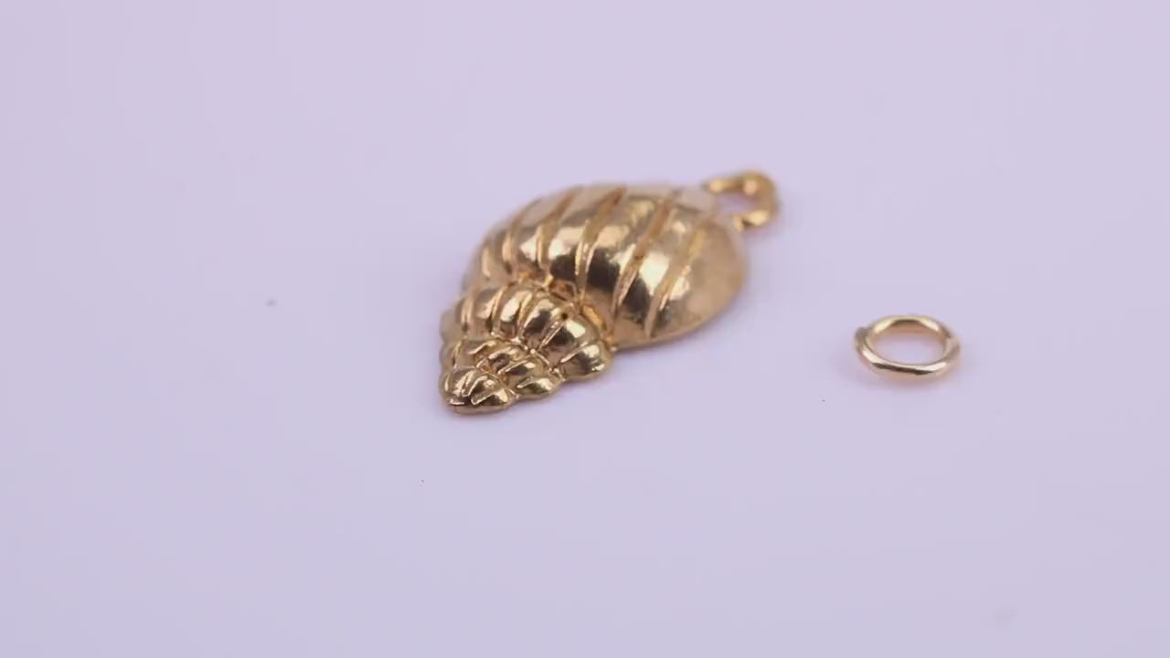 Sea Shell Charm, Traditional Charm, Made from Solid 9ct Yellow Gold, British Hallmarked, Complete with Attachment Link