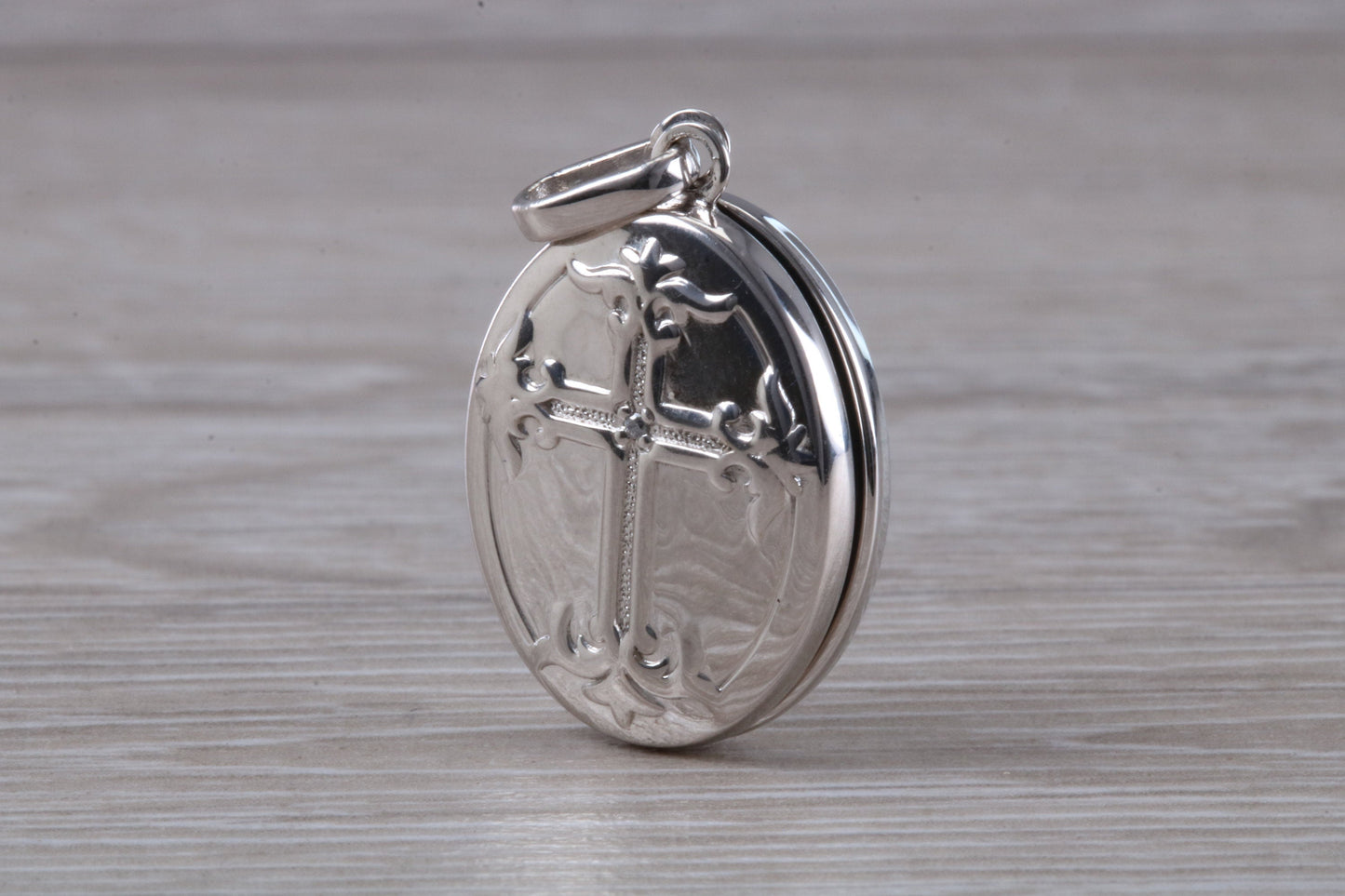Sterling silver Oval Locket Necklace